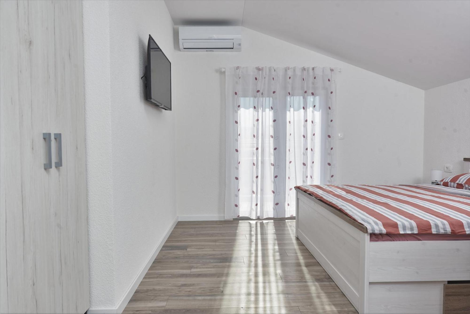 Apartments & Rooms Seaside Kastela Phòng bức ảnh